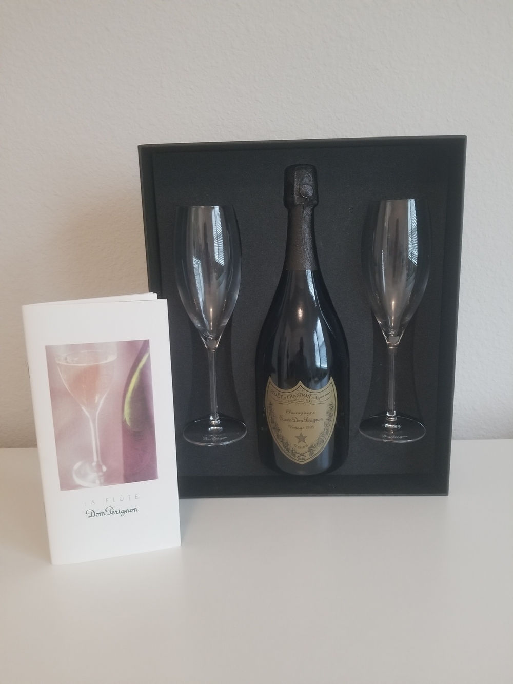 1995 Dom Perignon Champagne Gift Set with Two Flutes